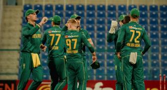 South Africa crush Ireland to win ODI series