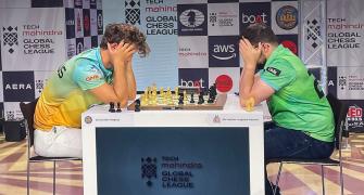 Global Chess: Carlsen suffers shock loss