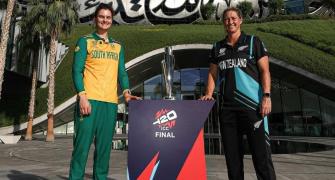 NZ vs SA: Who will lift the Women's T20 WC trophy?