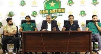 Aaqib or Saqlain? New Pakistan coach hunt begins