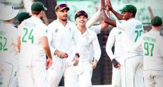 SA crush Bangladesh in second Test to sweep series