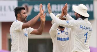 Is Lyon better than Ashwin in Test cricket?