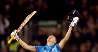 Brook leads England to impressive ODI win over AUS