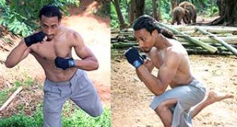 Kickboxing: Wai Khru poses to build stamina