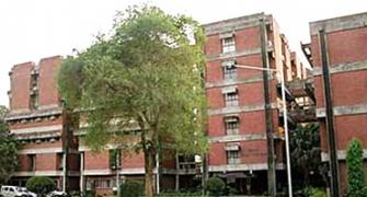 IIT Kanpur's move legally unsustainable, say IITs