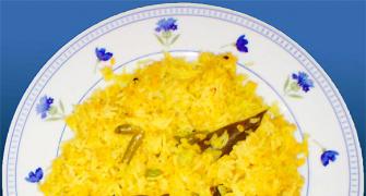 Durga Puja recipes: Luchis, Aloor Dum and more!