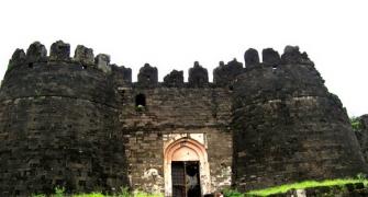 STUNNING PICS: Maharashtra's majestic forts