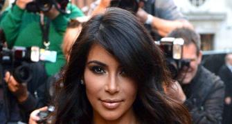 Kim Kardashian robbed at gunpoint in Paris