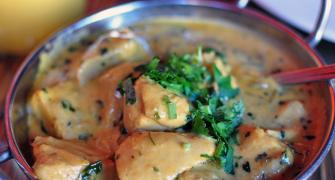 Recipe: Chicken Korma and Kadhi Pakori