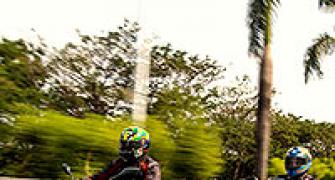Bike review: Royal Enfield Himalayan vs Mahindra Mojo