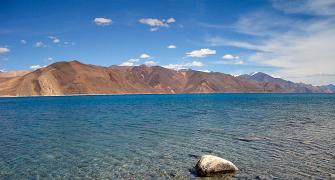 Travel pics: A road by the mountains