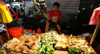 6 night markets in Asia waiting to be explored