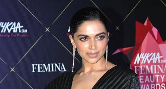 Sexy red carpet looks from the Nykaa Awards