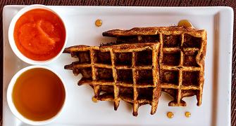 Simple yet healthy waffle recipes for breakfast