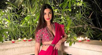 Shilpa or Diana: Who wore the ruffled sari better?