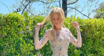 When Nicole Kidman rocked a nude gown