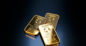 Low gold prices? Use it to build portfolio
