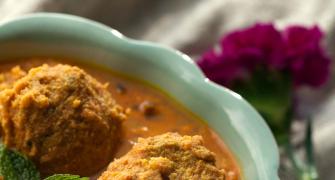 Recipe: Steamed Lentils In Tamarind Gravy