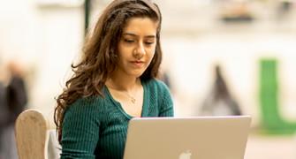 100 University College London Scholarships