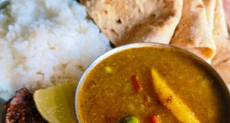 Recipe: Mayur's Spicy Green Peas Curry