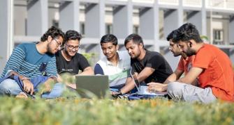 Planning To Register For IIT-JEE? Last Date Is...