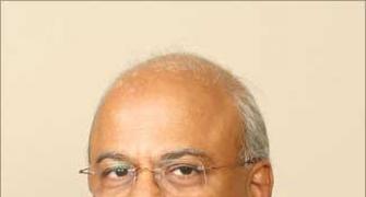 India-origin Gordhan may become South Africa's FM