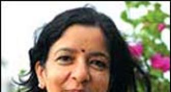 Shikha Sharma's pay to top Rs 2 crore at Axis Bank