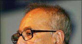 FM says stimulus to stay, though RBI begins exit