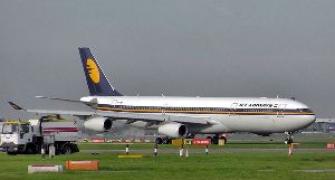 Jet Airways sees Rs 407-cr loss