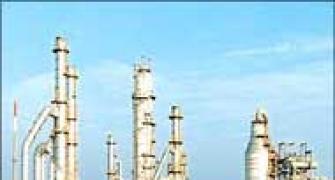 NTPC not signing gas pact, complains RIL