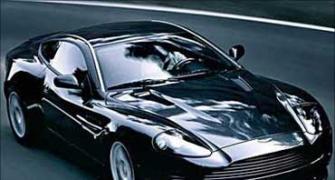 Aston Martin in talks with Indian dealers