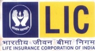 LIC to pump in Rs 10000-cr in bourses by March-end