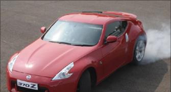 Nissan launches 370Z at Rs 54 lakh