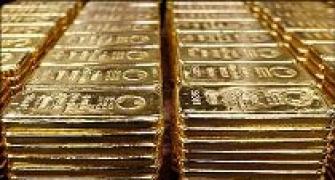 Gold rates may decline 20%: MMTC