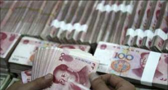 RMB devalues by 2% as China seeks to bolster sagging economy