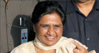 Mobile phone helped Mayawati win 2007 UP polls