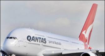 Oil leak: Qantas to keep A380 superjumbos grounded