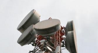 RCom pays Rs 5,384 cr as spectrum liberalisation fee to DoT