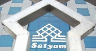 Satyam case:Bail pleas of Raju, 7 others dismissed