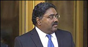 Rajaratnam seeks delay in reporting to prison