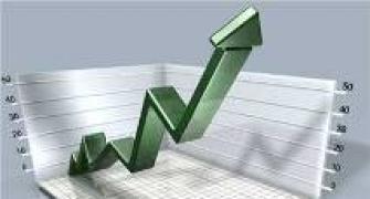 Ficci pegs India's GDP at 6.6% in FY12
