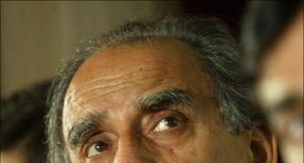 Modi very keen on downsizing the government: Shourie