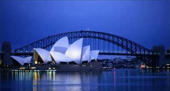Australia bets on Indians to triple tourism revenue
