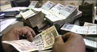 Rupee is SINKING! Hits 32-month low; may touch 51/US$
