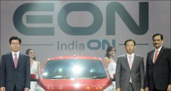 PHOTOS: Hyundai Eon unveiled, starting at Rs 2.69 lakh!