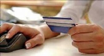 StanChart leads race for Barclays' India cards biz