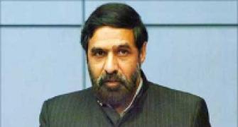 Anand Sharma calls for greater US investment