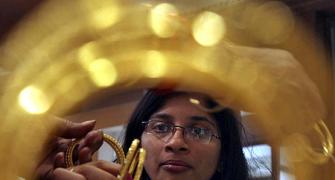Govt refuses to recall 1% excise duty on jewellery