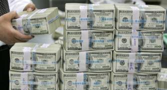 India's forex reserves fall to $ 318.57 bn