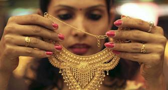 Govt hikes import duty on gold, platinum to 6%